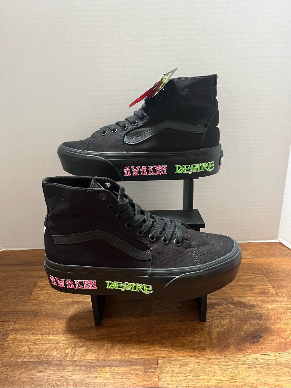 (NWT)Vans SK-Hi Tapered Morph Stackform Blackout”Glow in the Dark” Unisex